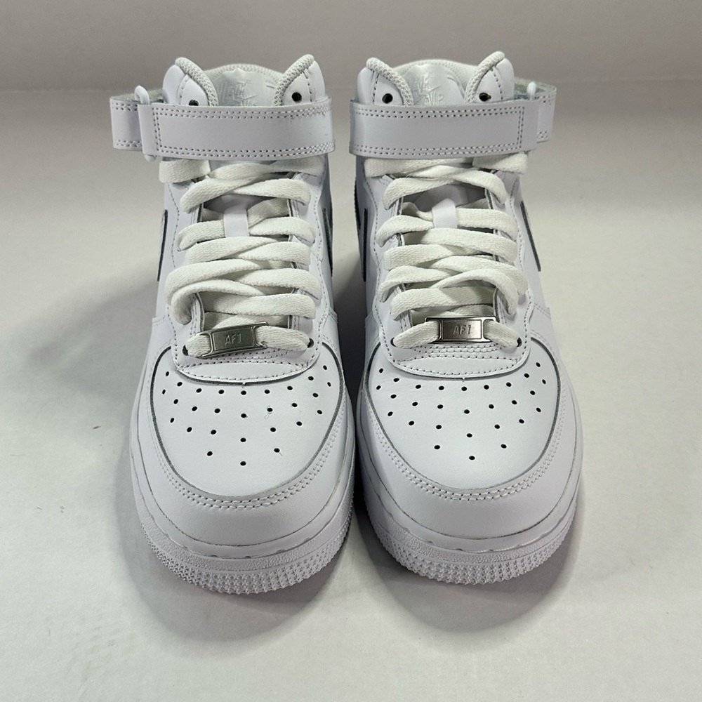 Nike Air Force 1 Mid LE Big Kids 5Y - white/white - BNIB - Picture 4 of 9